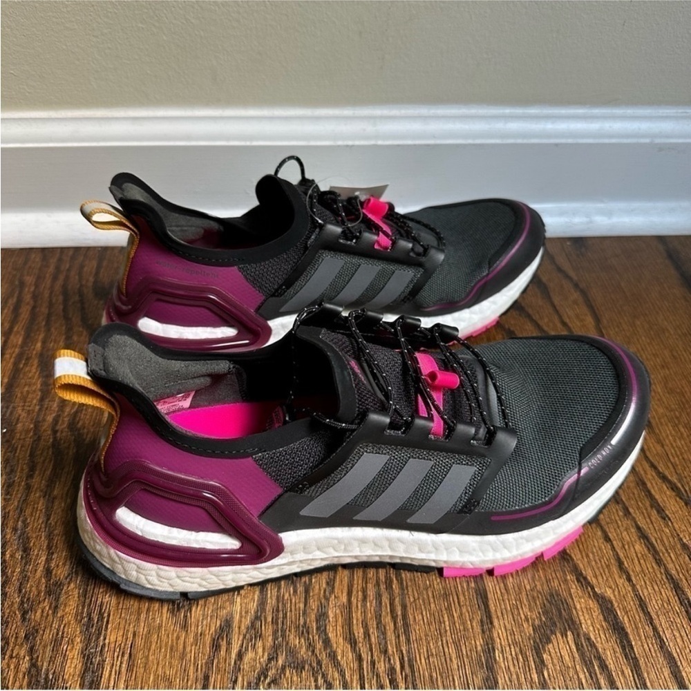 NWT Adidas Women's Ultraboost Winter C.Rdy Shoes EG9803 Black Purple - Picture 4 of 6